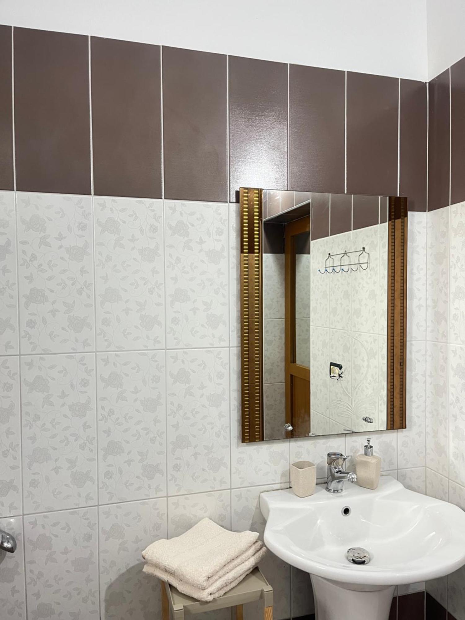 Blossom Apartments Влёра Экстерьер фото